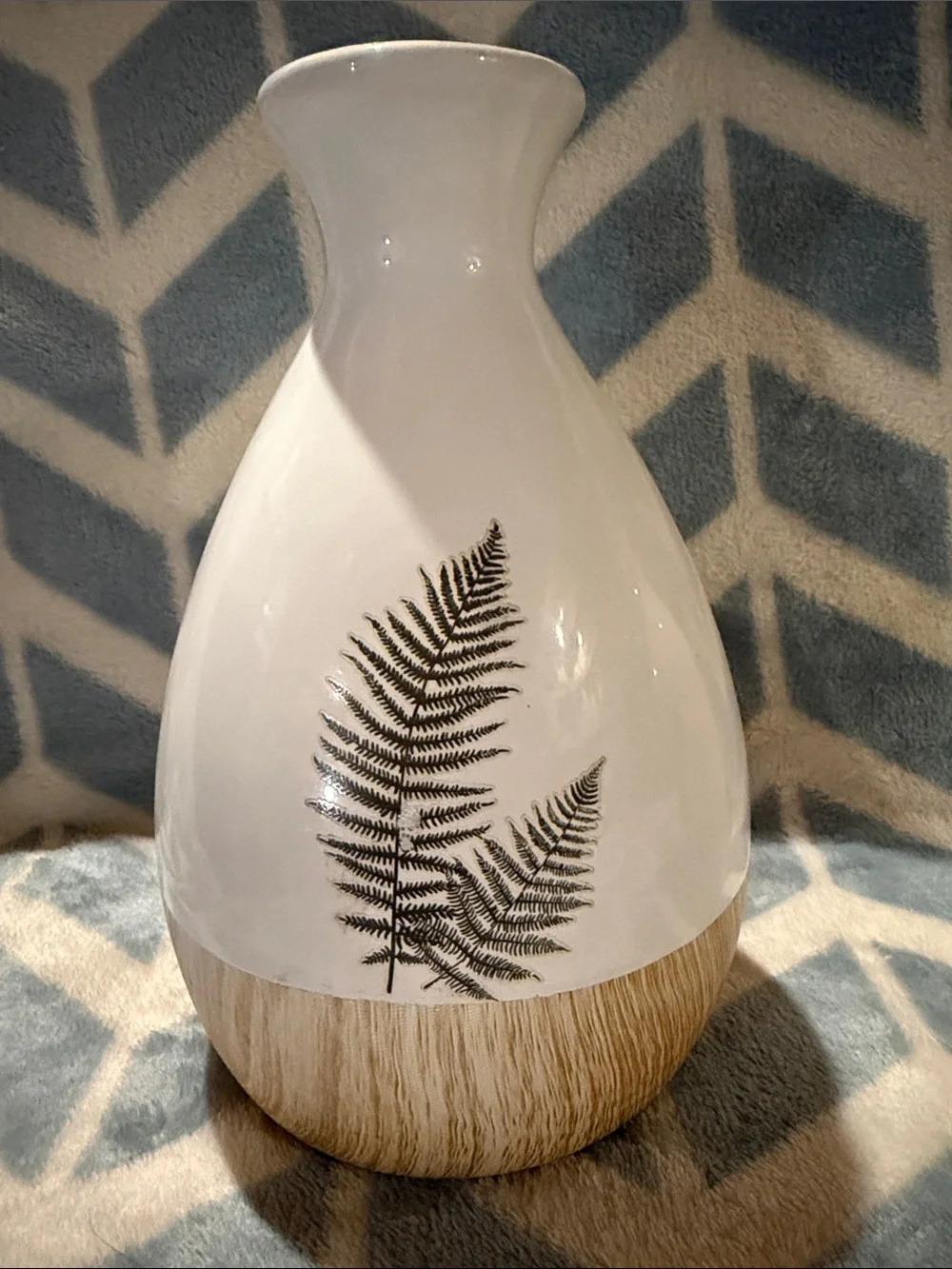 White Ceramic Fern & Hummingbird & Butterfly Accent Vases - Set of 3